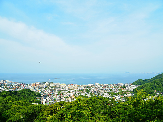写真家川野恭子がM.ZUIKO DIGITAL ED 12-45mm F4.0 PROで撮影した山頂からの景色