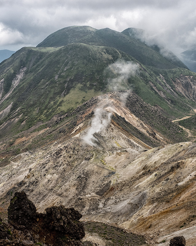 山岳写真家 平野篤がM.ZUIKO DIGITAL ED 12-40mm F2.8 PRO IIで撮影した阿蘇くじゅう国立公園の写真